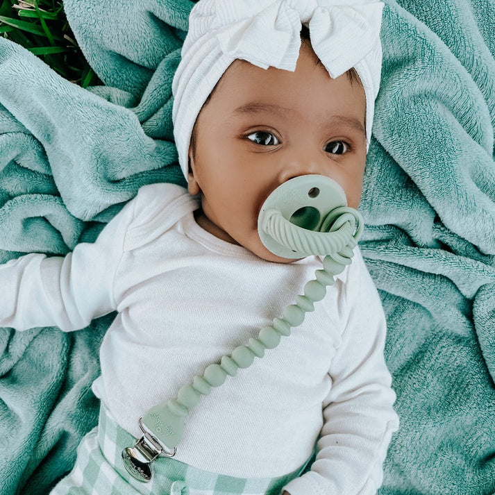 Paci Clip