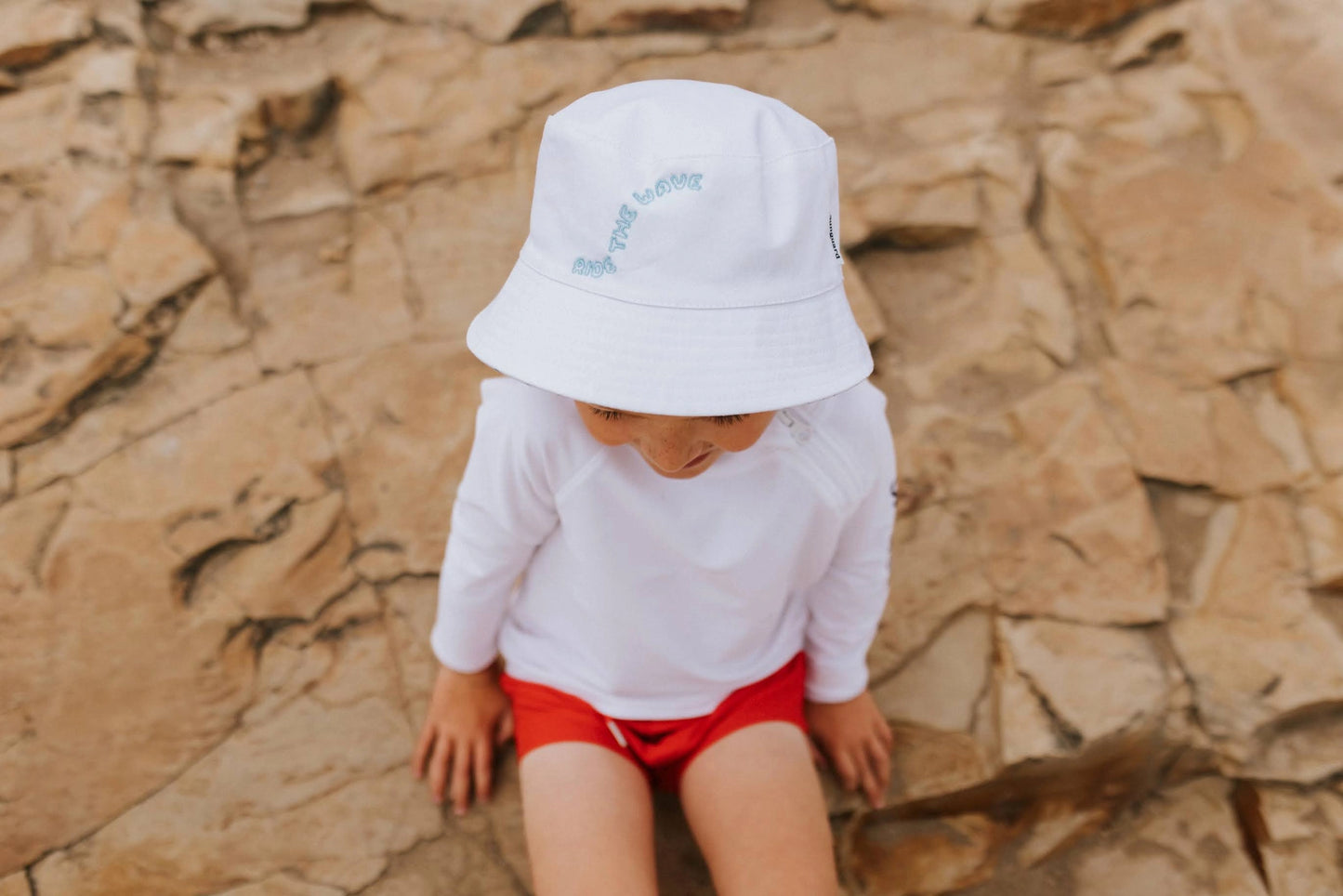 Kai Bucket Hat - White Wave