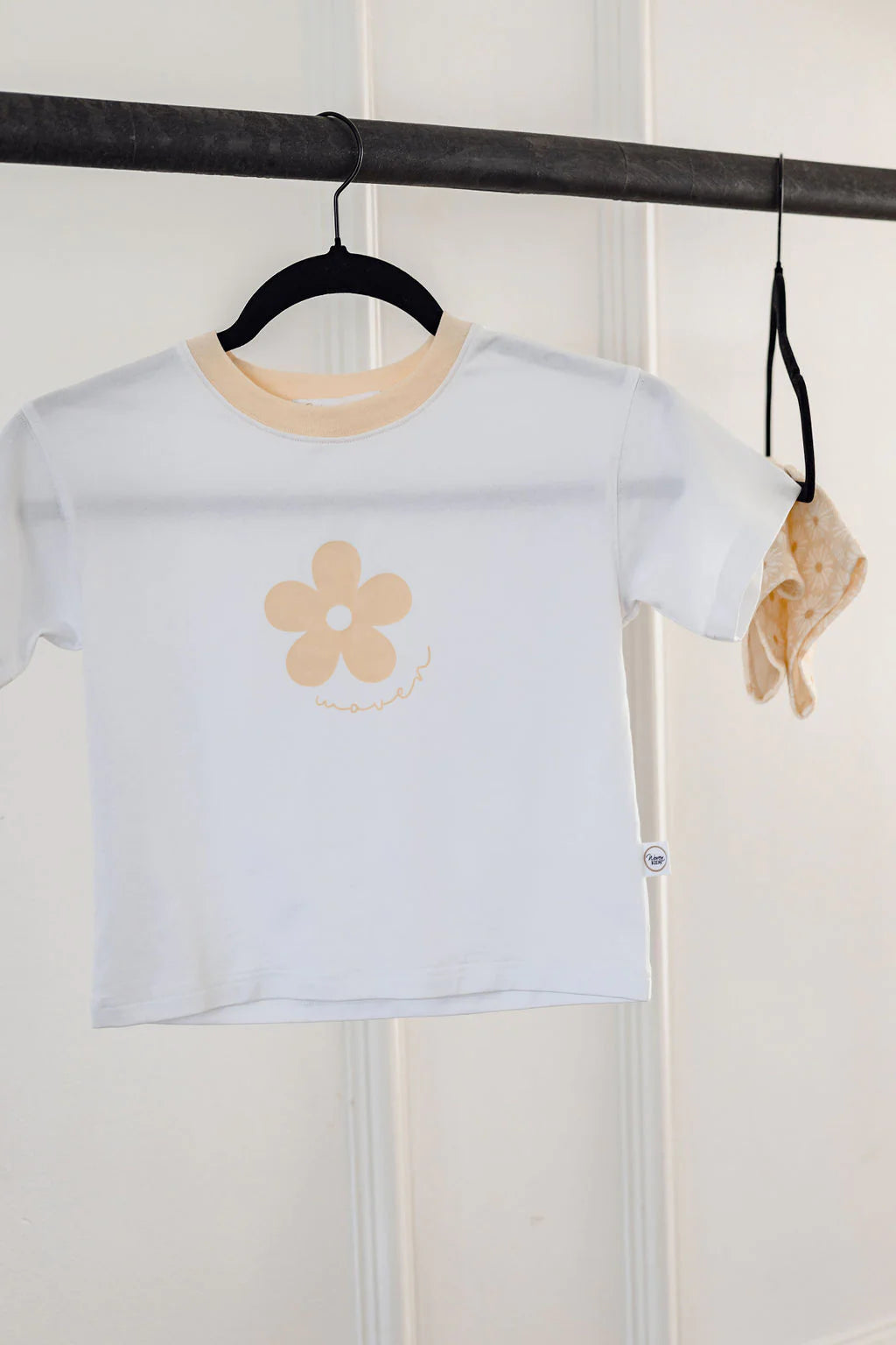 Daisy Tee