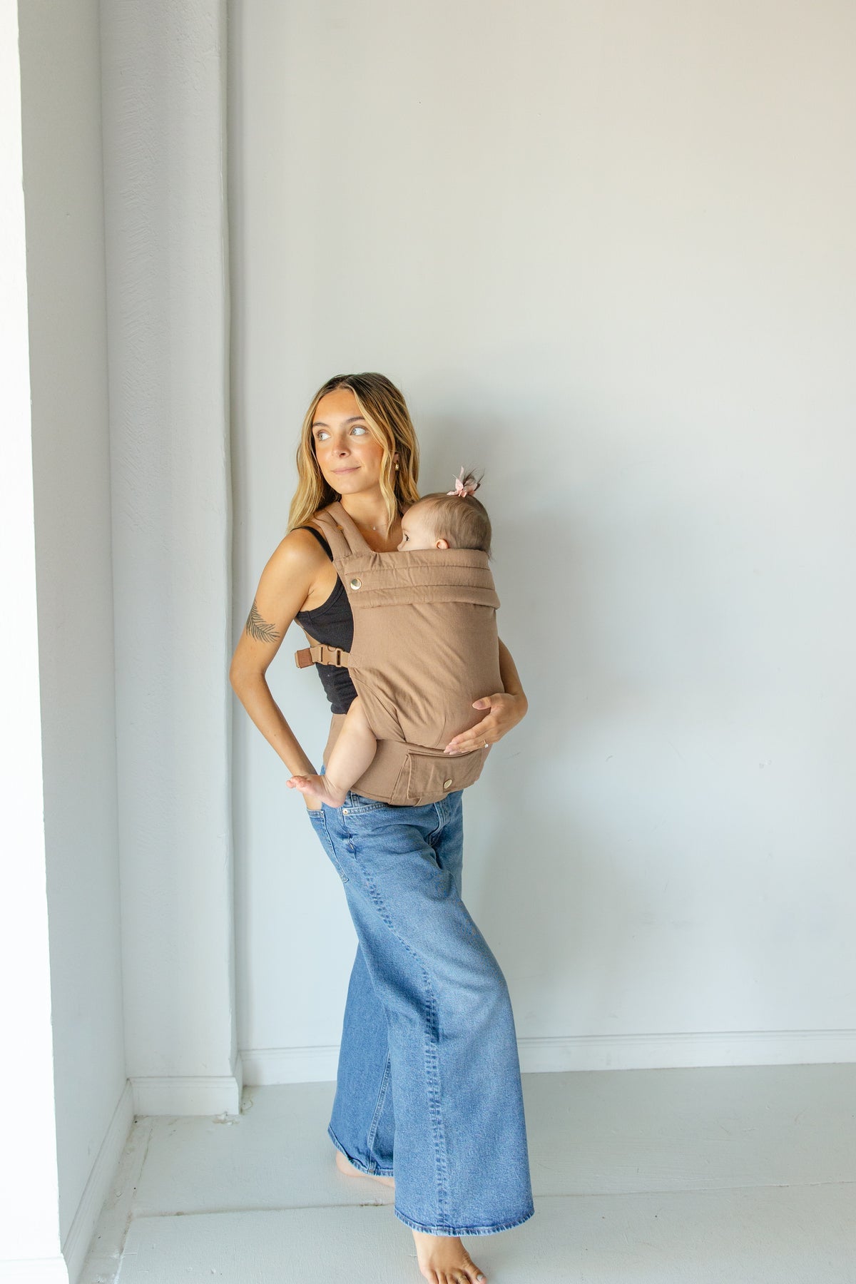 Coco Desert- Baby Carrier with Pocket