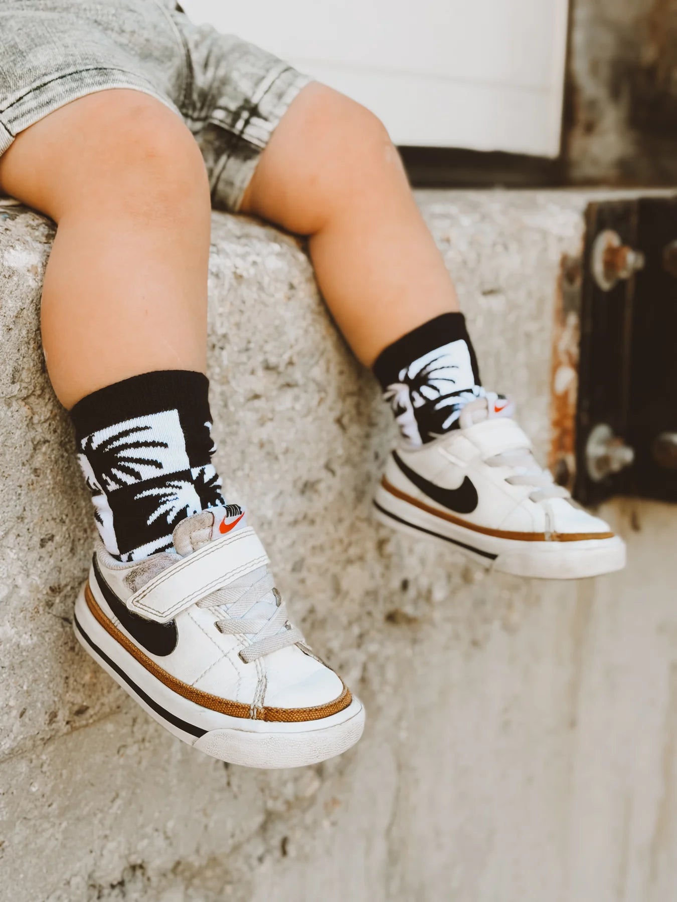 Checkered Palm Socks