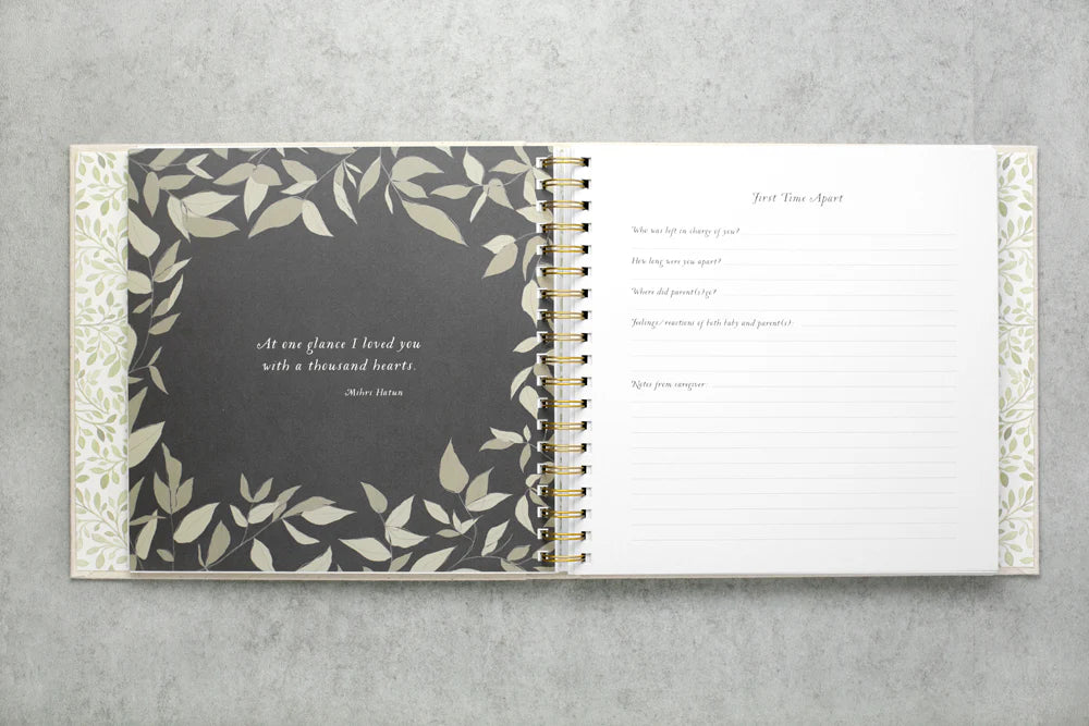 As You Grow: A Modern Memory Book for Baby